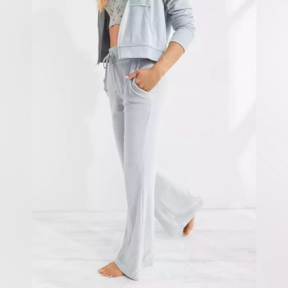 Aerie Velour Super Flare High Waisted Drawstring Pant Size L - Picture 3 of 9